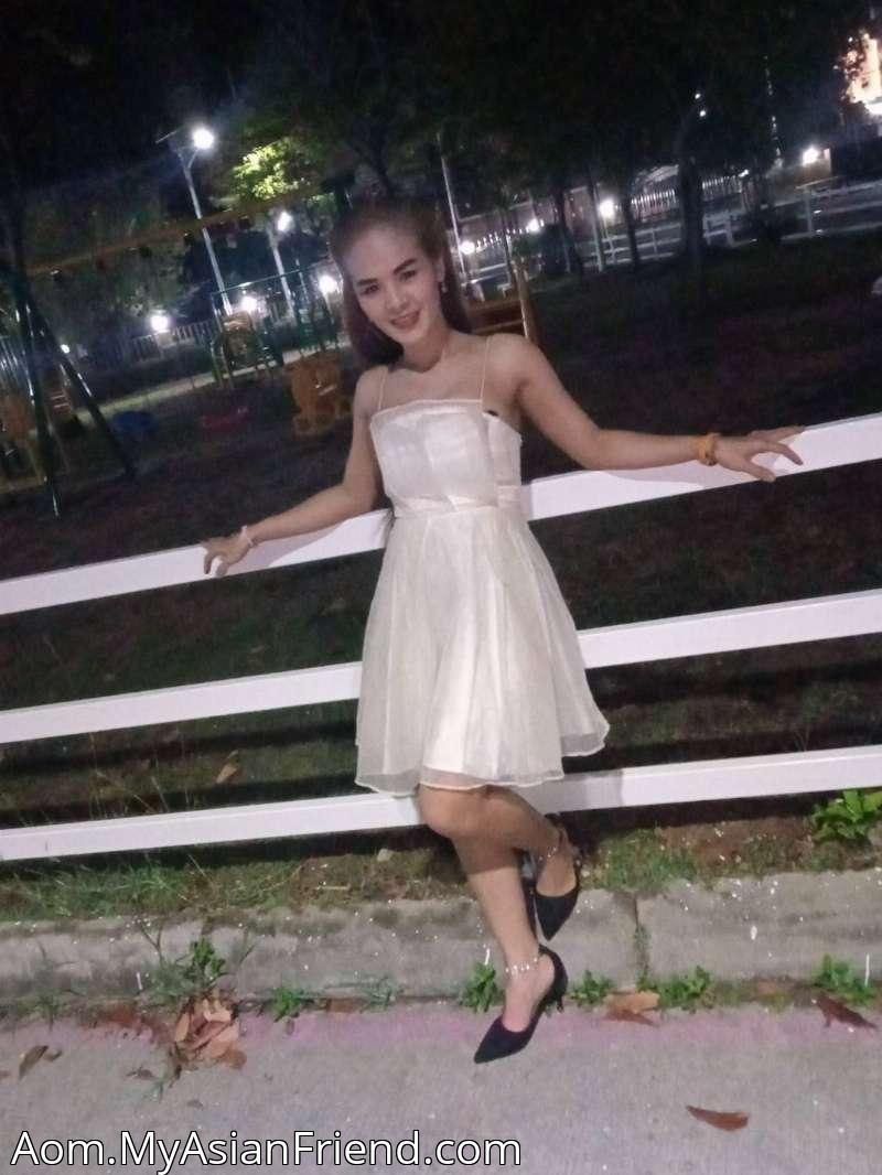 Aom Da Body photo from March 9, 2025